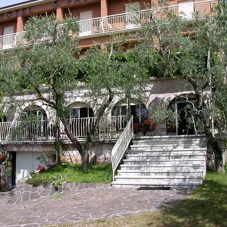 San Faustino Hotel 2*