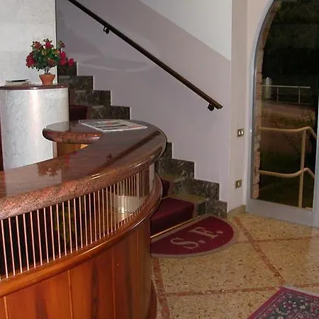 Hotel San Faustino Torri Del Benaco